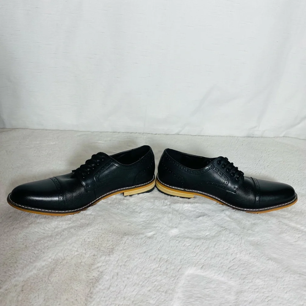 Men's Parker Leather Cap-Toe Brogues Size 11